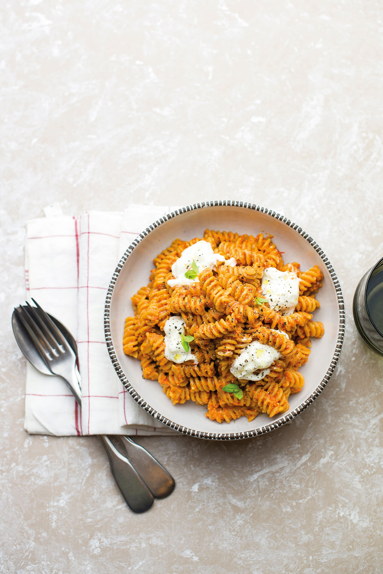 Peperoni baby al pesto di pomodori secchi